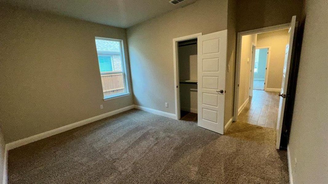Spacious, unfurnished interior of a new home in Eagle Creek, Denton (Image 20). Spacious, unfurnished interior of a new home in Eagle Creek, Denton (Image 20).