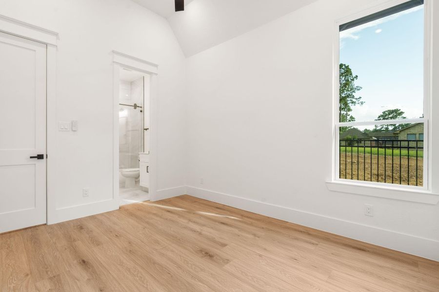 Spacious, unfurnished interior of a new home in , Montgomery (Image 39).