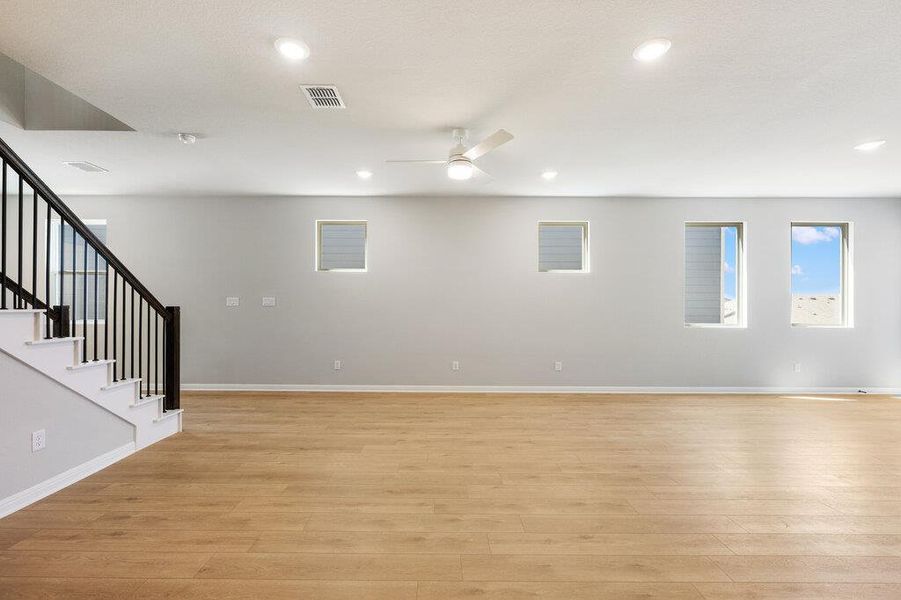 Spacious, unfurnished interior of a new home in Cannon Ranch, Dripping Springs (Image 20).