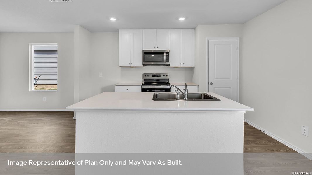 Furnished interior view inside a new home in , Luling (Image 8).