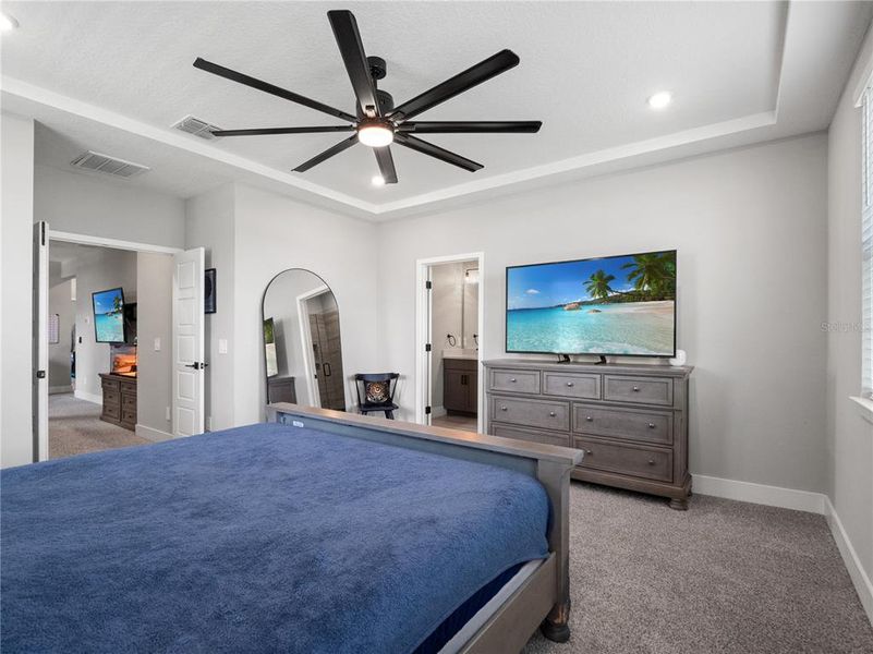 Furnished interior view inside a new home in , Winter Garden (Image 7).