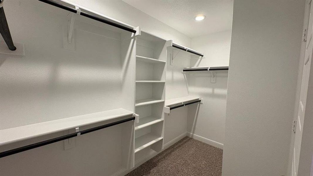 Furnished interior view inside a new home in Sandstone Estates, Granbury (Image 10). Furnished interior view inside a new home in Sandstone Estates, Granbury (Image 10).