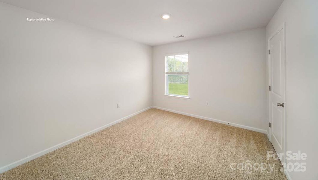 Spacious, unfurnished interior of a new home in Wallace Springs, Statesville (Image 19).