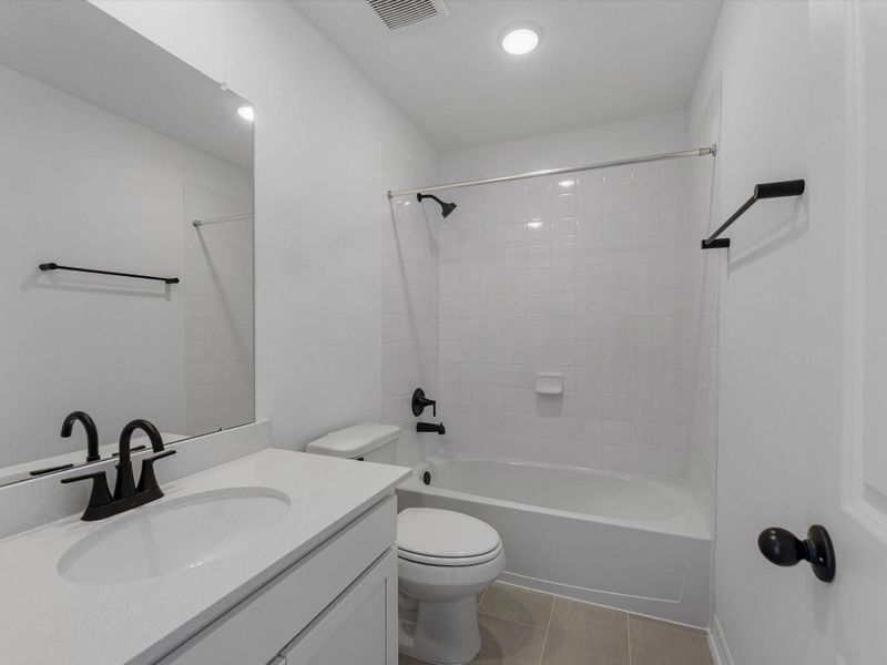 Furnished interior view inside a new home in Wildrye, Waller (Image 10).