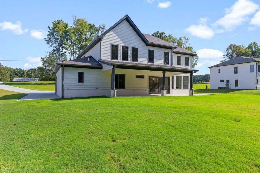 Exterior details and patio area of a home in , Jefferson (Image 3).
