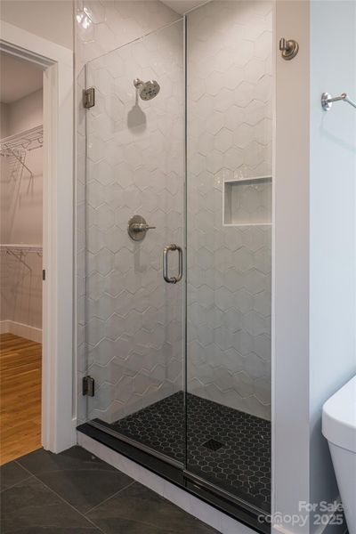 Image 36 of a home in .