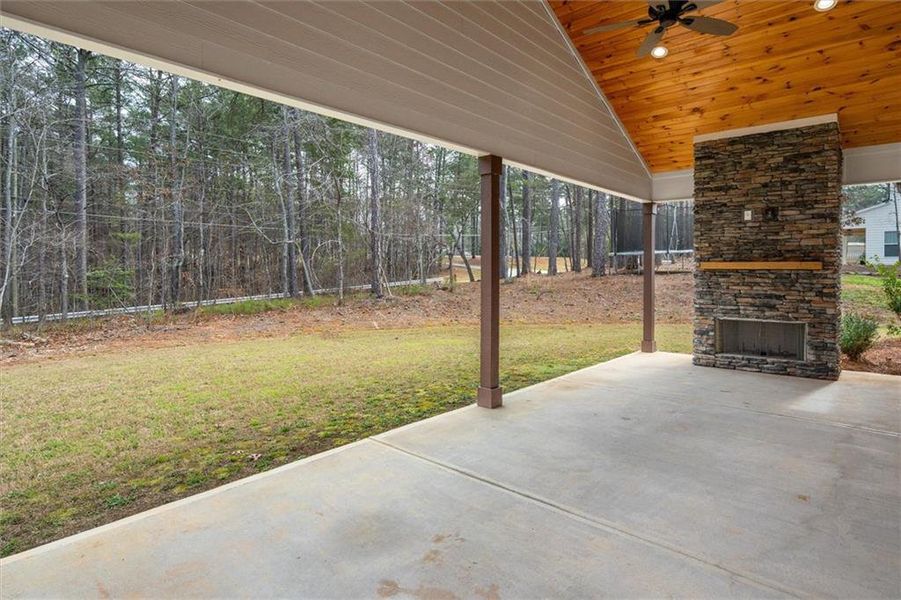 Exterior details and patio area of a home in , Villa Rica (Image 28).