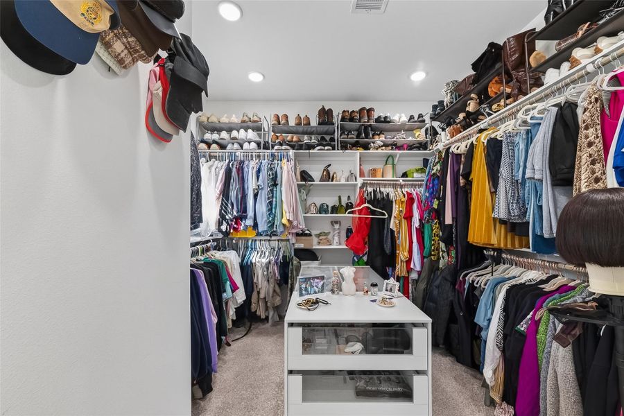 Image 34 of a home in . Image 34 of a home in .