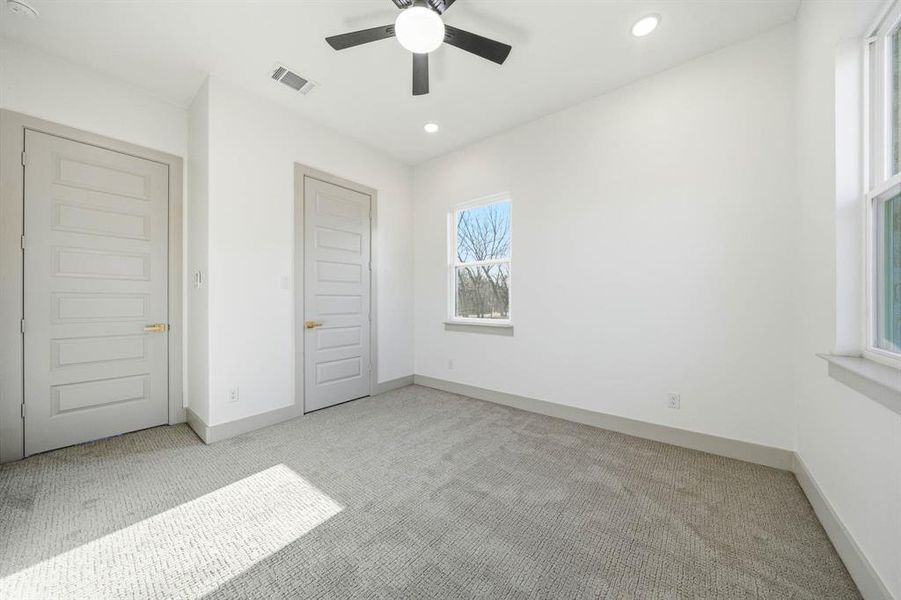 Spacious, unfurnished interior of a new home in , Whitney (Image 30).