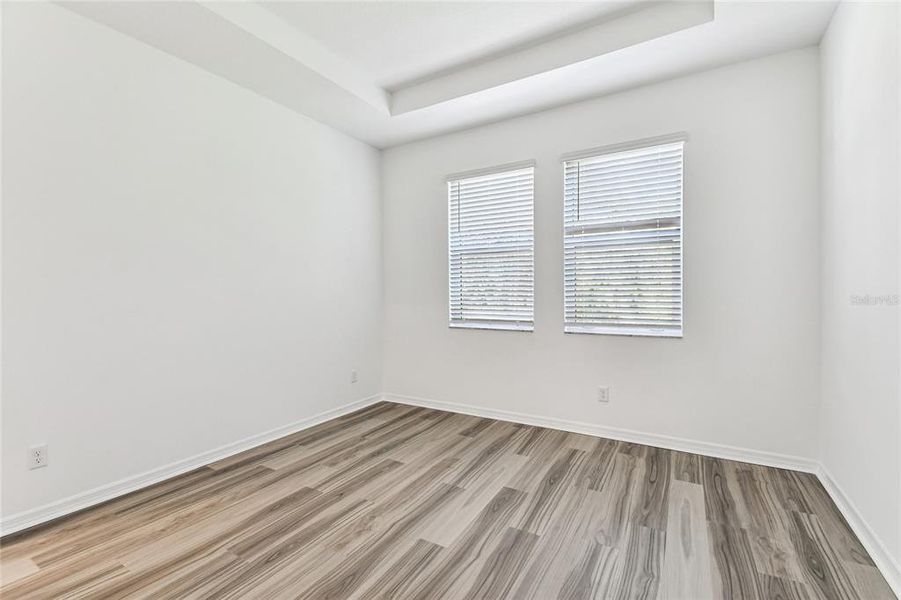 Spacious, unfurnished interior of a new home in Sweetwater at Lakewood Ranch, Lakewood Ranch (Image 23).