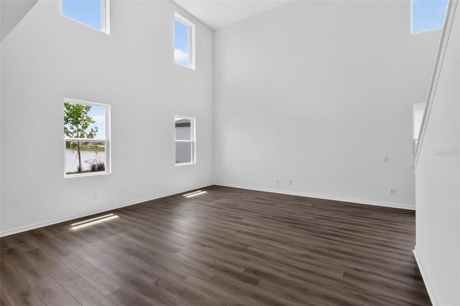 Spacious, unfurnished interior of a new home in , Kissimmee (Image 20).