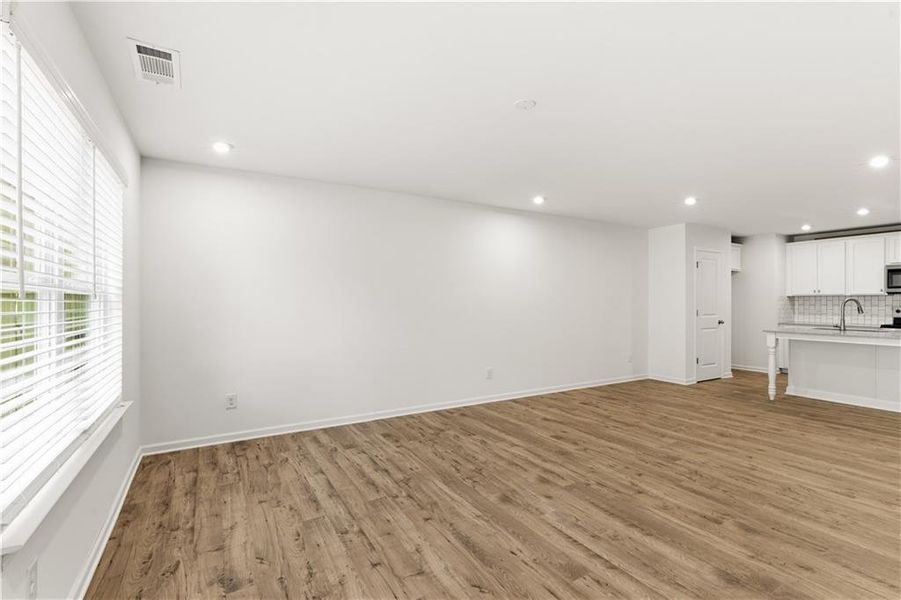Spacious, unfurnished interior of a new home in Silver Leaf, Dawsonville (Image 27).
