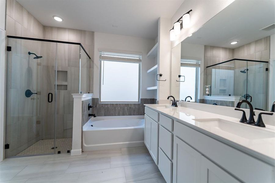 Furnished interior view inside a new home in Green Meadows, Celina (Image 7). Furnished interior view inside a new home in Green Meadows, Celina (Image 7).