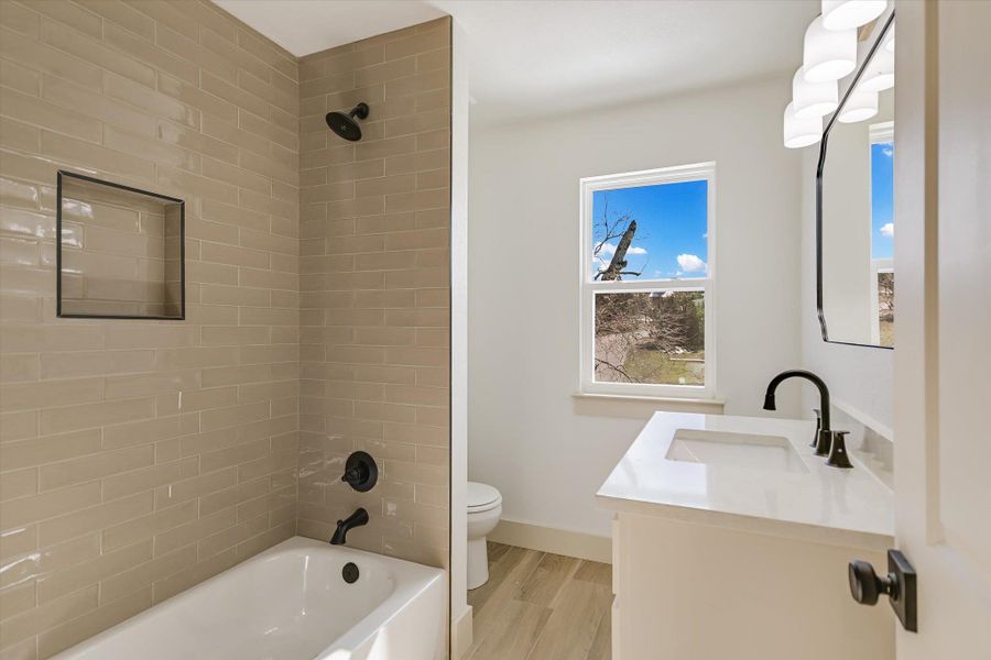 Furnished interior view inside a new home in , Wimberley (Image 4).