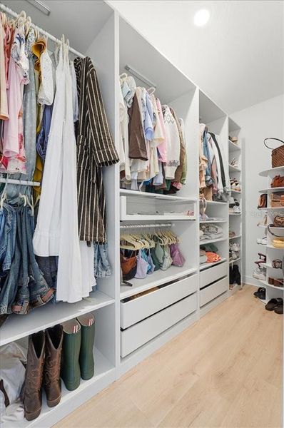 Close-up of interior finishes inside a home in Hills of Minneola, Minneola (Image 27).