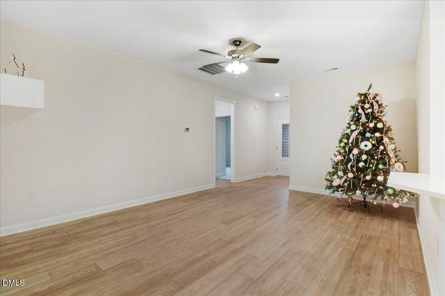 18-401 Creeks Edge Dr-18 18-401 Creeks Edge Dr-18