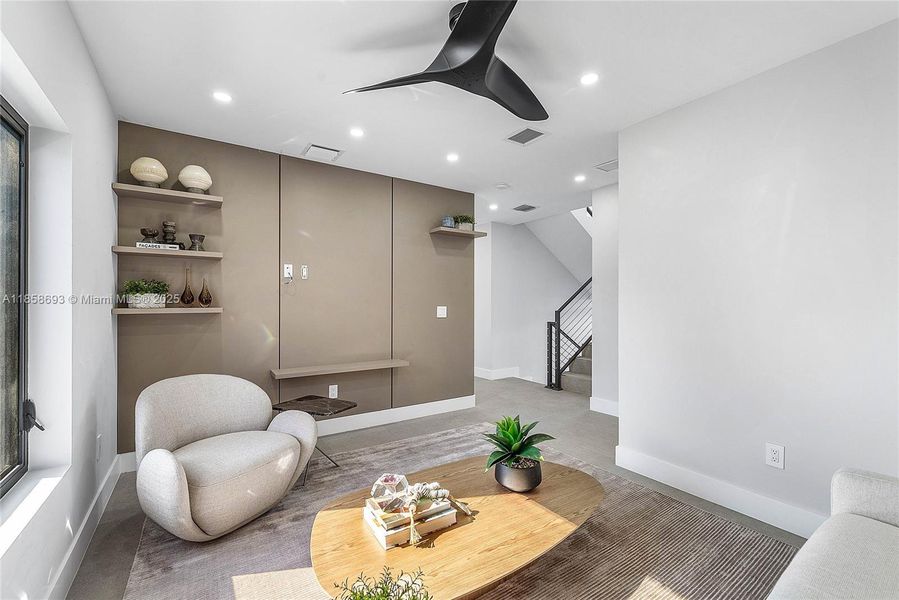 Furnished interior view inside a new home in , Pompano Beach (Image 15). Furnished interior view inside a new home in , Pompano Beach (Image 15).