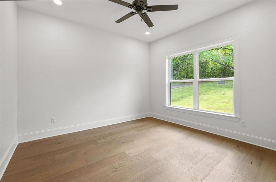 Spacious, unfurnished interior of a new home in , Athens (Image 23).