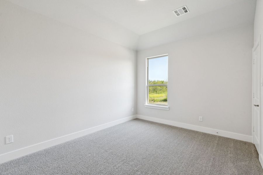 Spacious, unfurnished interior of a new home in Ellis Ranch Estates, Waxahachie (Image 14). Spacious, unfurnished interior of a new home in Ellis Ranch Estates, Waxahachie (Image 14).
