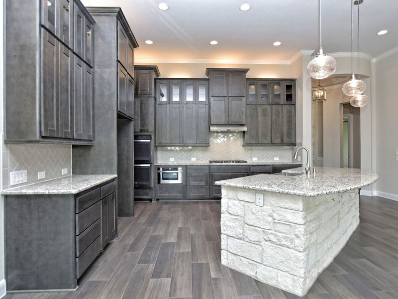Representative furnished interior of a home built from the San Simeon II by Giddens Homes in Clearwater Ranch, Liberty Hill (Image 6).