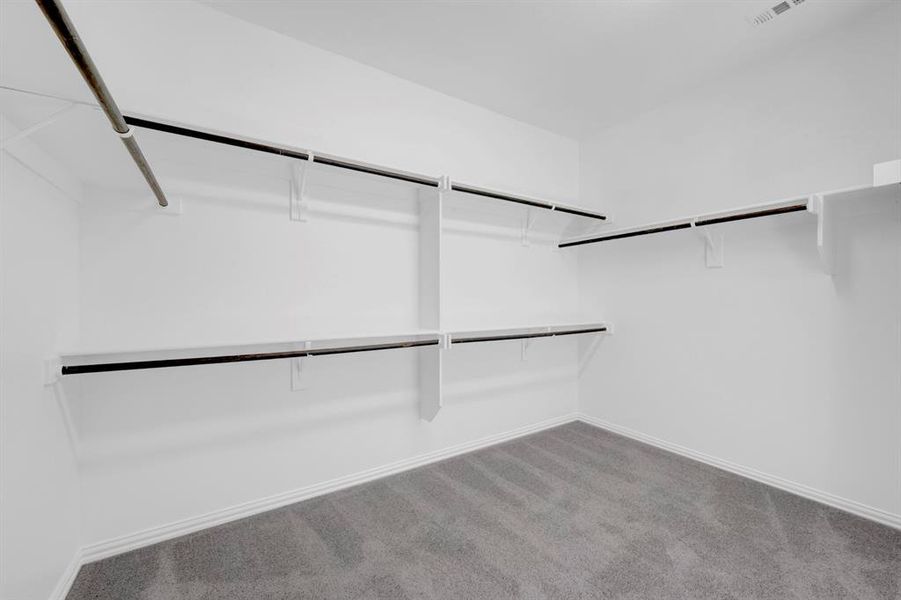 Spacious, unfurnished interior of a new home in Lilyana, Celina (Image 29).
