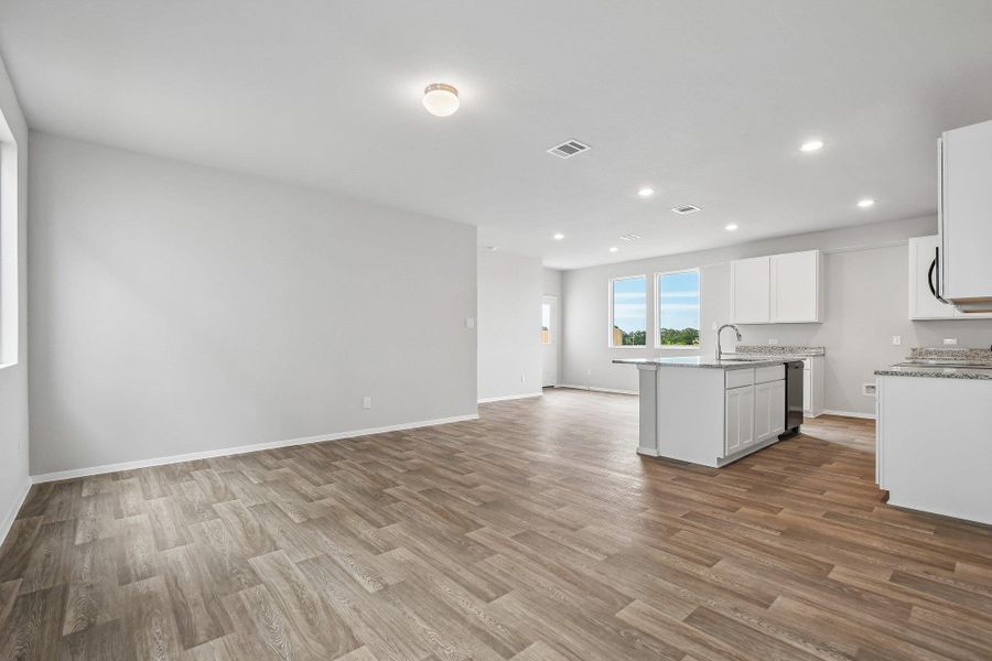 Spacious, unfurnished interior of a new home in Cascade, Liberty Hill (Image 15). Spacious, unfurnished interior of a new home in Cascade, Liberty Hill (Image 15).