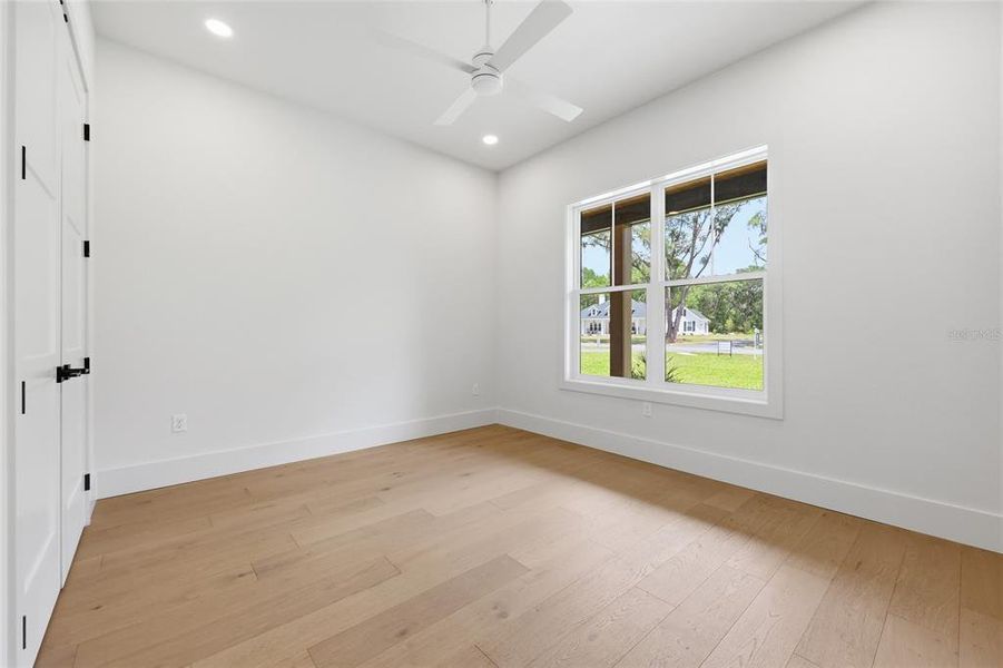 Spacious, unfurnished interior of a new home in , Newberry (Image 38).