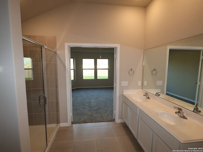 Furnished interior view inside a new home in Greenspoint Heights, Seguin (Image 11). Furnished interior view inside a new home in Greenspoint Heights, Seguin (Image 11).