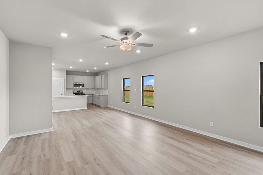 Spacious, unfurnished interior of a new home in Cypress Green, Hockley (Image 17). Spacious, unfurnished interior of a new home in Cypress Green, Hockley (Image 17).