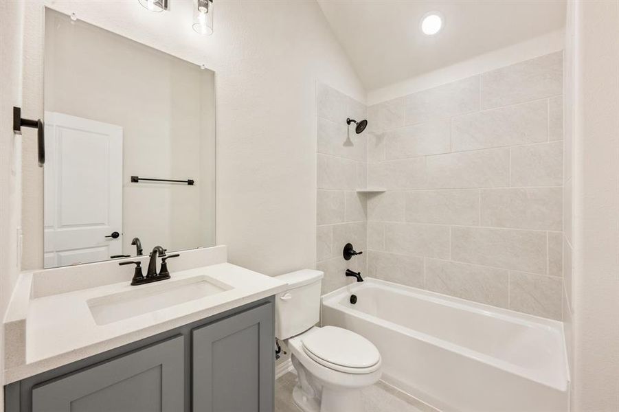 Furnished interior view inside a new home in Silo Mills, Joshua (Image 13). Furnished interior view inside a new home in Silo Mills, Joshua (Image 13).