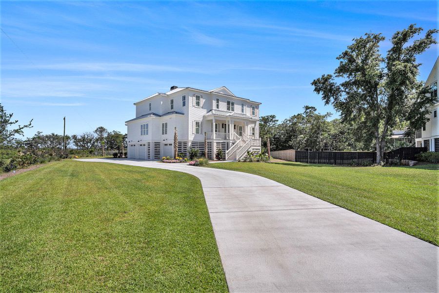 Image 43 of a home in .