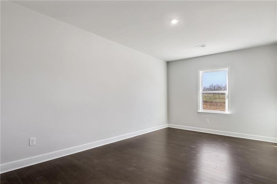 Spacious, unfurnished interior of a new home in Anderson Point Estates, McDonough (Image 20).