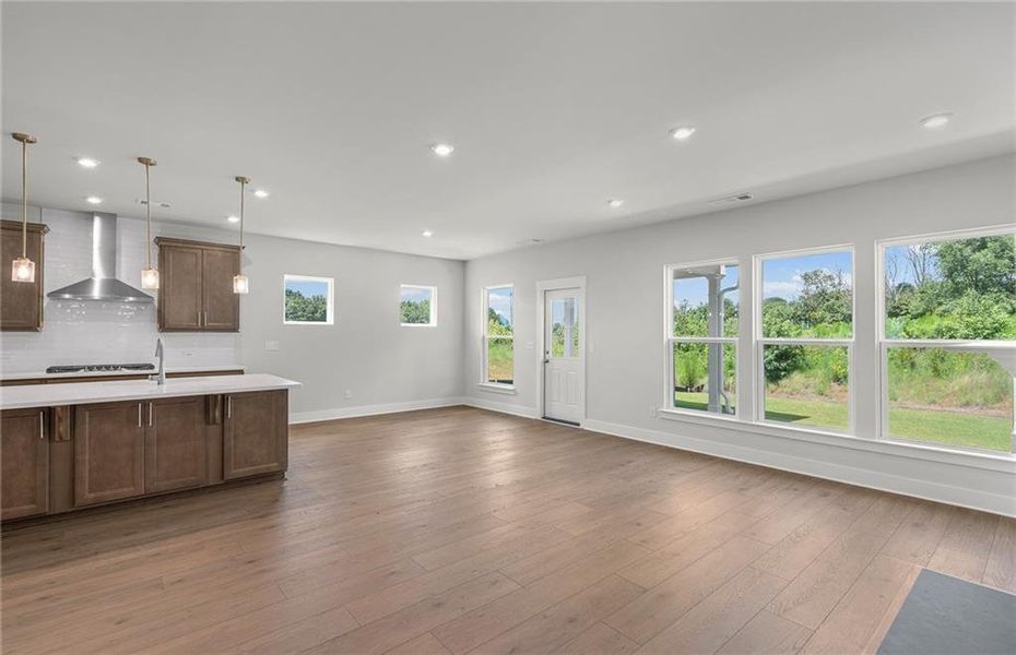 Spacious, unfurnished interior of a new home in Creekside at Skelton, Jefferson (Image 18).