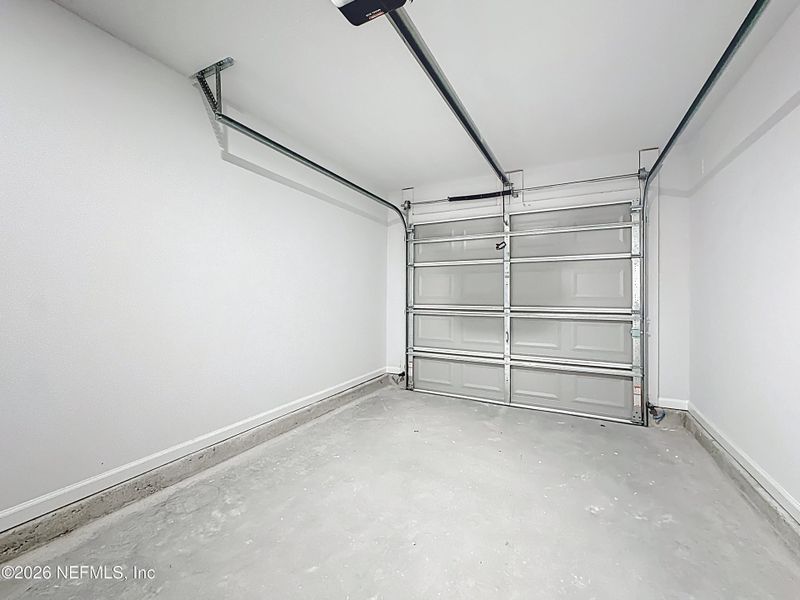 Spacious, unfurnished interior of a new home in , Jacksonville (Image 21). Spacious, unfurnished interior of a new home in , Jacksonville (Image 21).