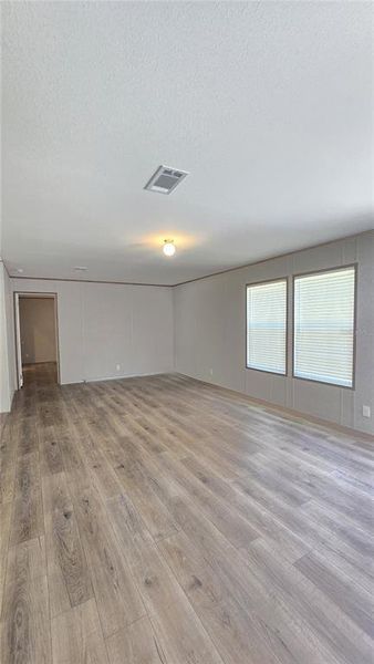 Spacious, unfurnished interior of a new home in , New Port Richey (Image 7).