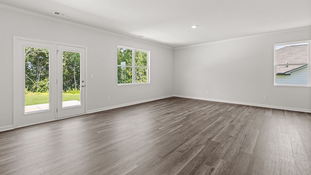 Spacious, unfurnished interior of a new home in South Wind, Union City (Image 17).