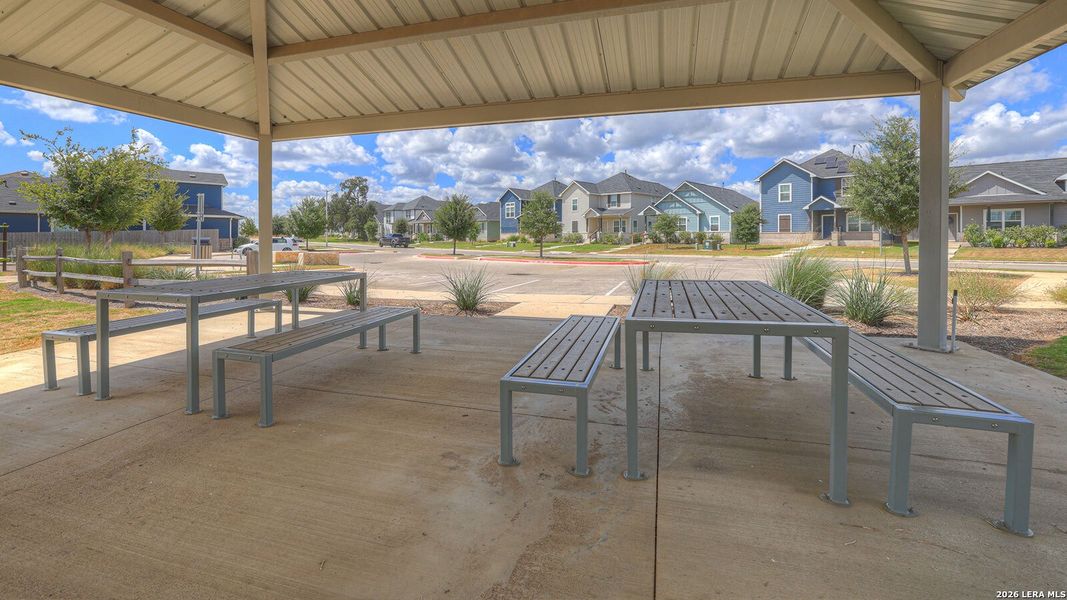 Community amenities in Paramount, Kyle (Image 22).