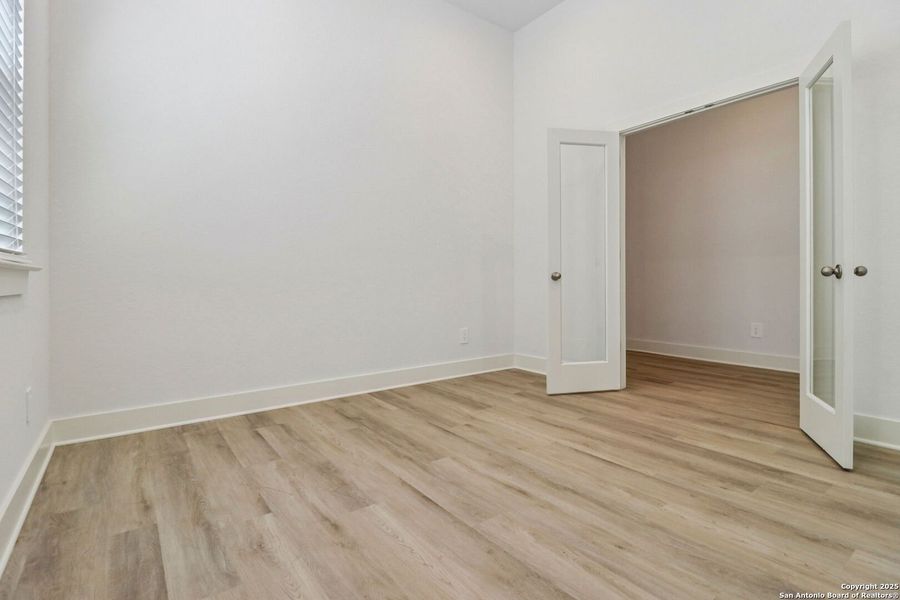 Spacious, unfurnished interior of a new home in Sagebrooke - Classic Series, San Antonio (Image 37). Spacious, unfurnished interior of a new home in Sagebrooke - Classic Series, San Antonio (Image 37).