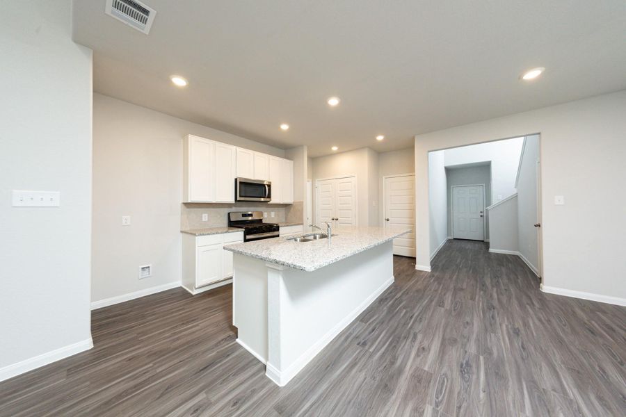 Furnished interior view inside a new home in River's Edge, Conroe (Image 4).