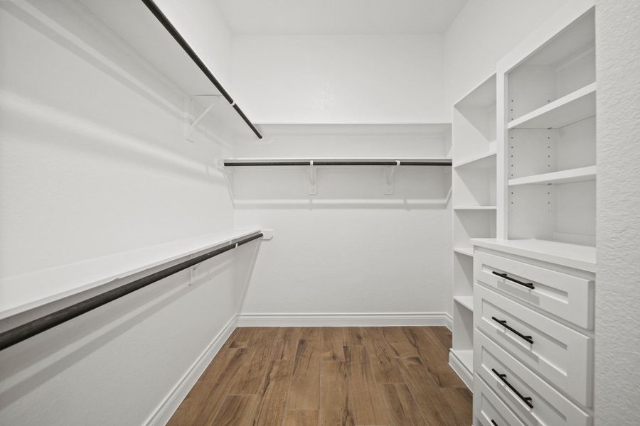 Furnished interior view inside a new home in Blue Jay's Landing, Needville (Image 6). Furnished interior view inside a new home in Blue Jay's Landing, Needville (Image 6).