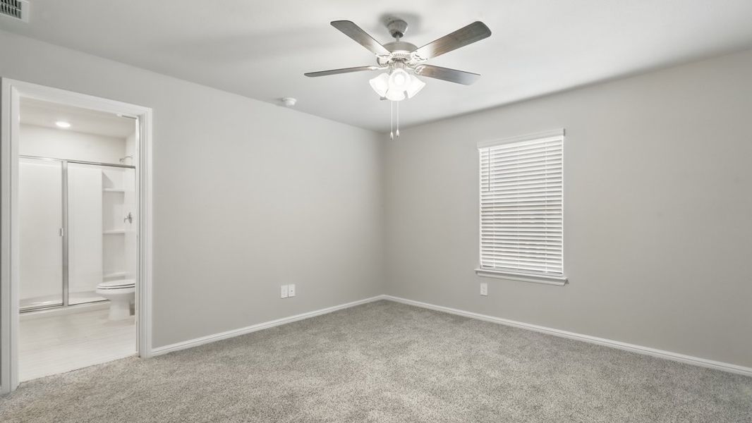 Spacious, unfurnished interior of a new home in Orchard Village, Fort Worth (Image 30).