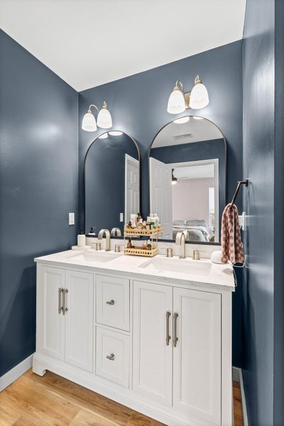 Furnished interior view inside a new home in , Hanahan (Image 27).