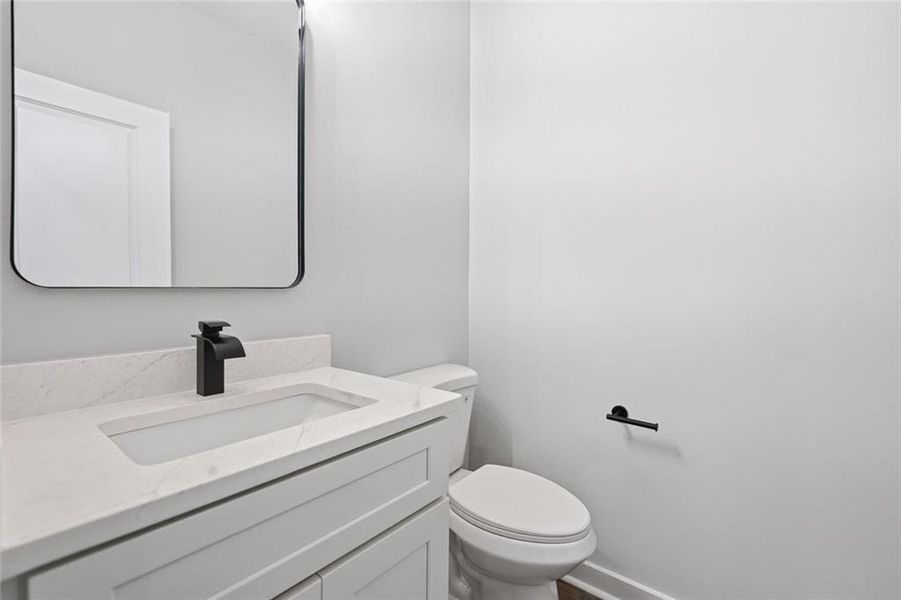 Furnished interior view inside a new home in , Gainesville (Image 10).