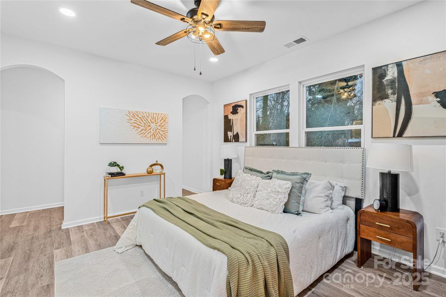 Furnished interior view inside a new home in , Cherryville (Image 14).