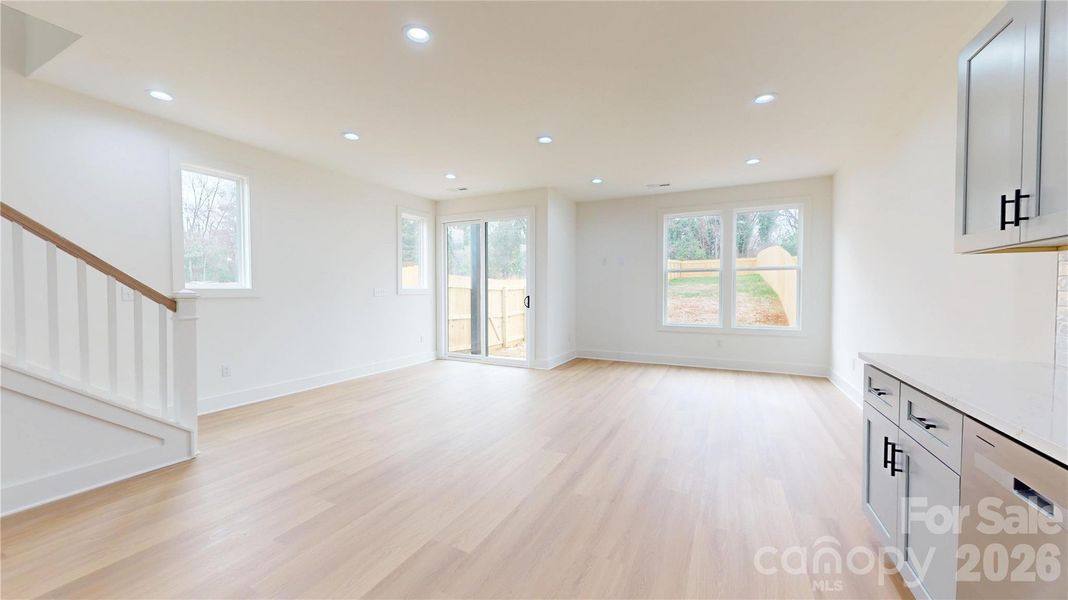 Spacious, unfurnished interior of a new home in , Charlotte (Image 23).
