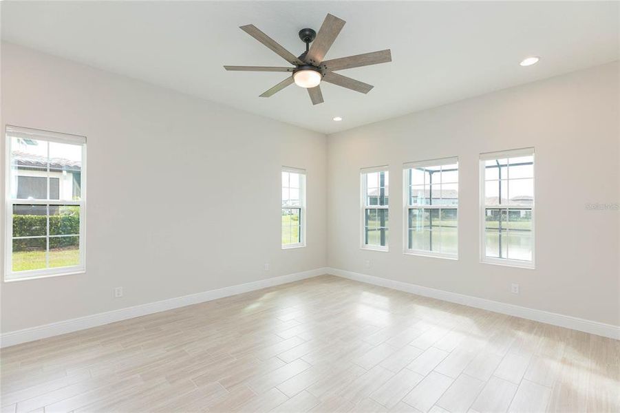 Spacious, unfurnished interior of a new home in , San Antonio (Image 46).