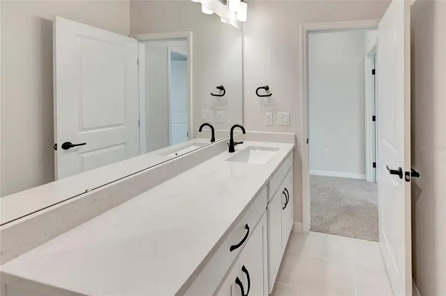 Furnished interior view inside a new home in Eastlyn, Bradenton (Image 7).