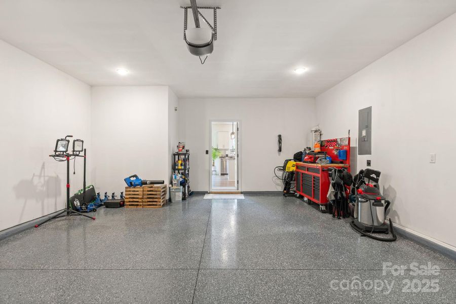 Community amenities in , Lexington (Image 37). Community amenities in , Lexington (Image 37).