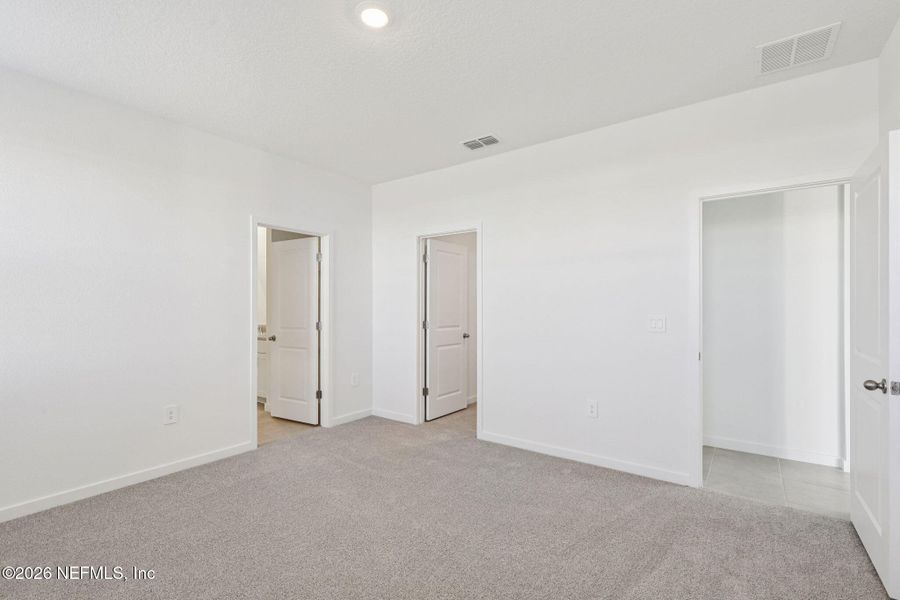 Spacious, unfurnished interior of a new home in Cypress Meadows - Signature Series, Jacksonville (Image 14).