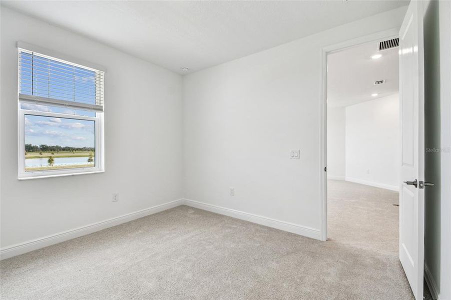 Spacious, unfurnished interior of a new home in Hawkstone, Sarasota (Image 20).